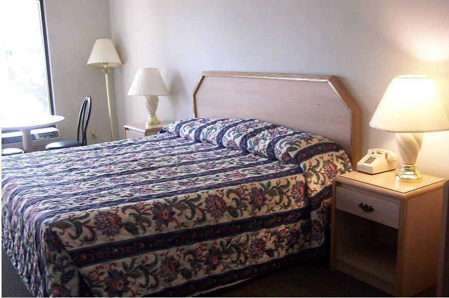 Celebration Inn Lewisburg Chambre photo